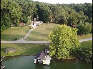 1397 Lakeside Dr, Lenoir City, TN 37772