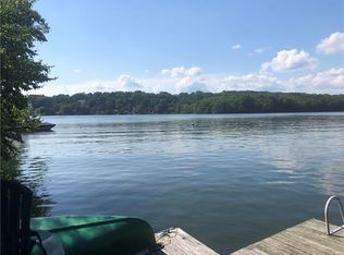 14 Frederick St, Mahopac, NY 10541