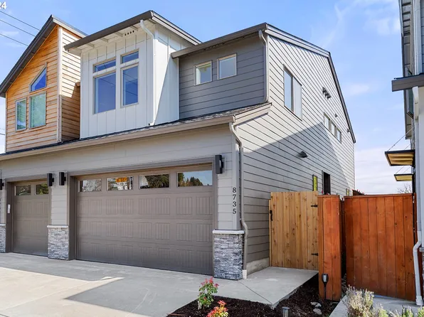 8735 NE 43rd Pl, Vancouver, WA 98665
