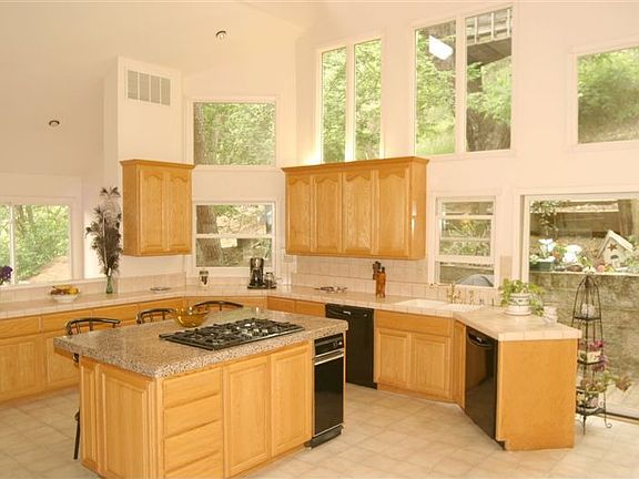 2nd image of 11741 Regnart Canyon Dr