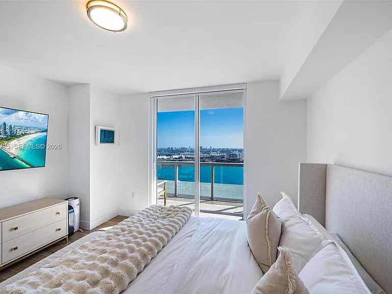 50 Biscayne Blvd #2706 — Photo 16