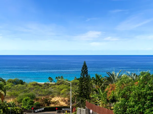 77-185 Kekai Pl, Kailua Kona, HI 96740