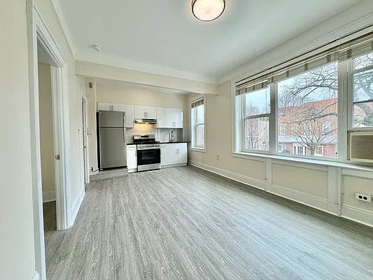 Rented by Astoria Realty | media 1