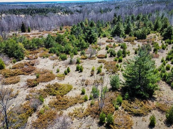 Woodcrest Rd, Sister Bay, WI 54234
