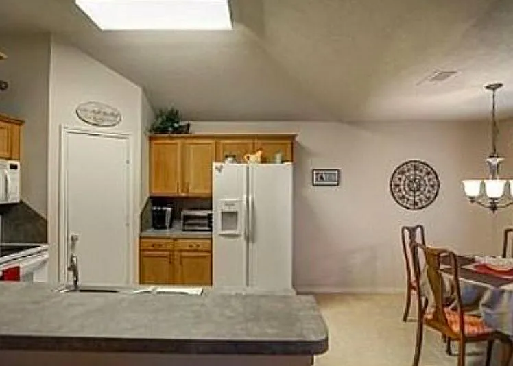 2906 Elise Ln — Photo 3