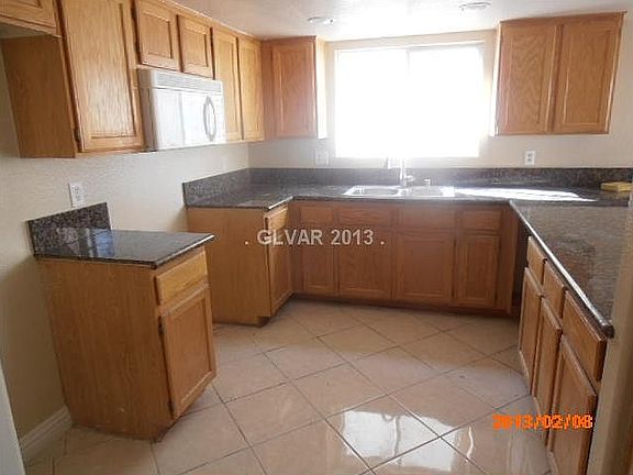 2nd image of 6558 Hayden Peak Ln
