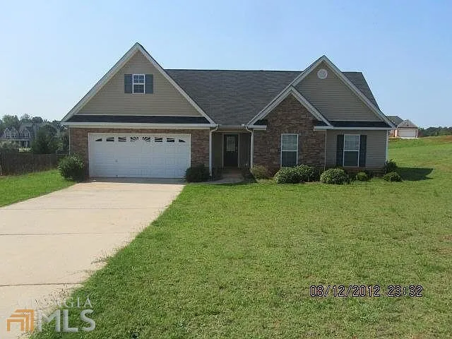 108 Bramble Way photo 1