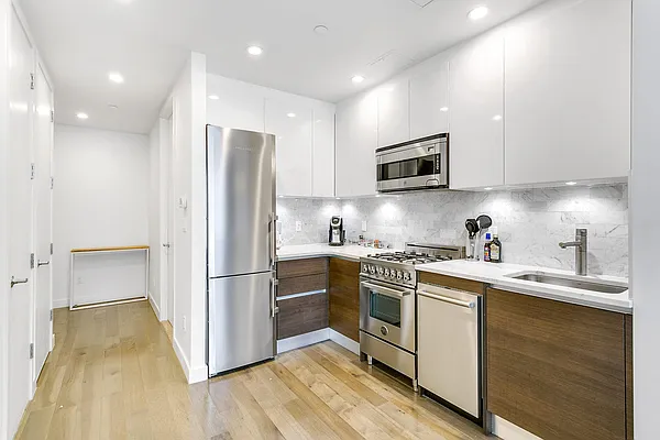 Rented by Modern Spaces | media 9