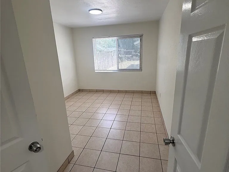 174 W Magnolia Ave — Photo 20