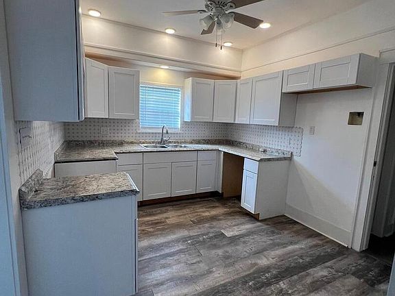 5th image of 710 W King Ave