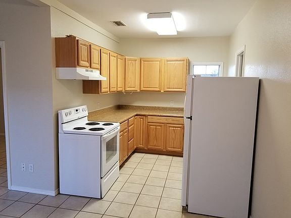 4th image of 1407B Holloway Ave