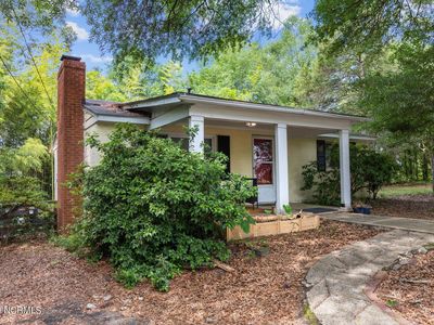 490 W New Hampshire Avenue, Southern Pines, NC, 28387