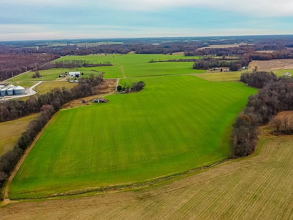 3rd image of 574 Port Royal Rd
