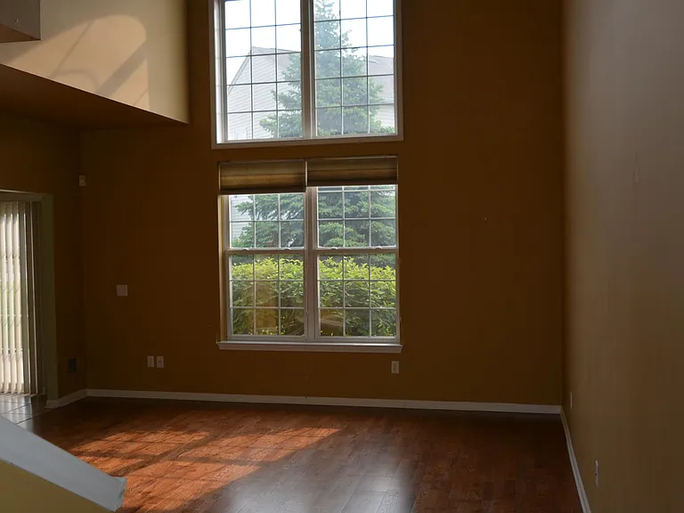 26647 Kirkway Dr — Photo 13
