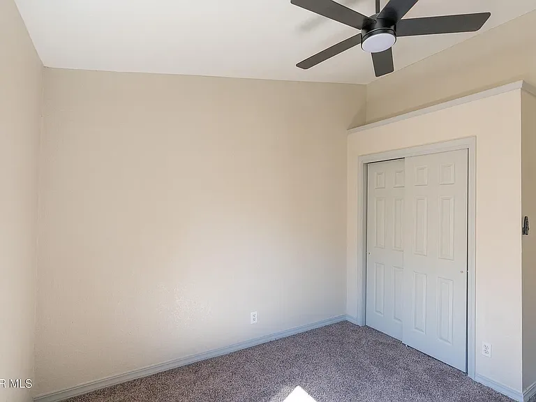 1338 John Phelan Dr — Photo 12