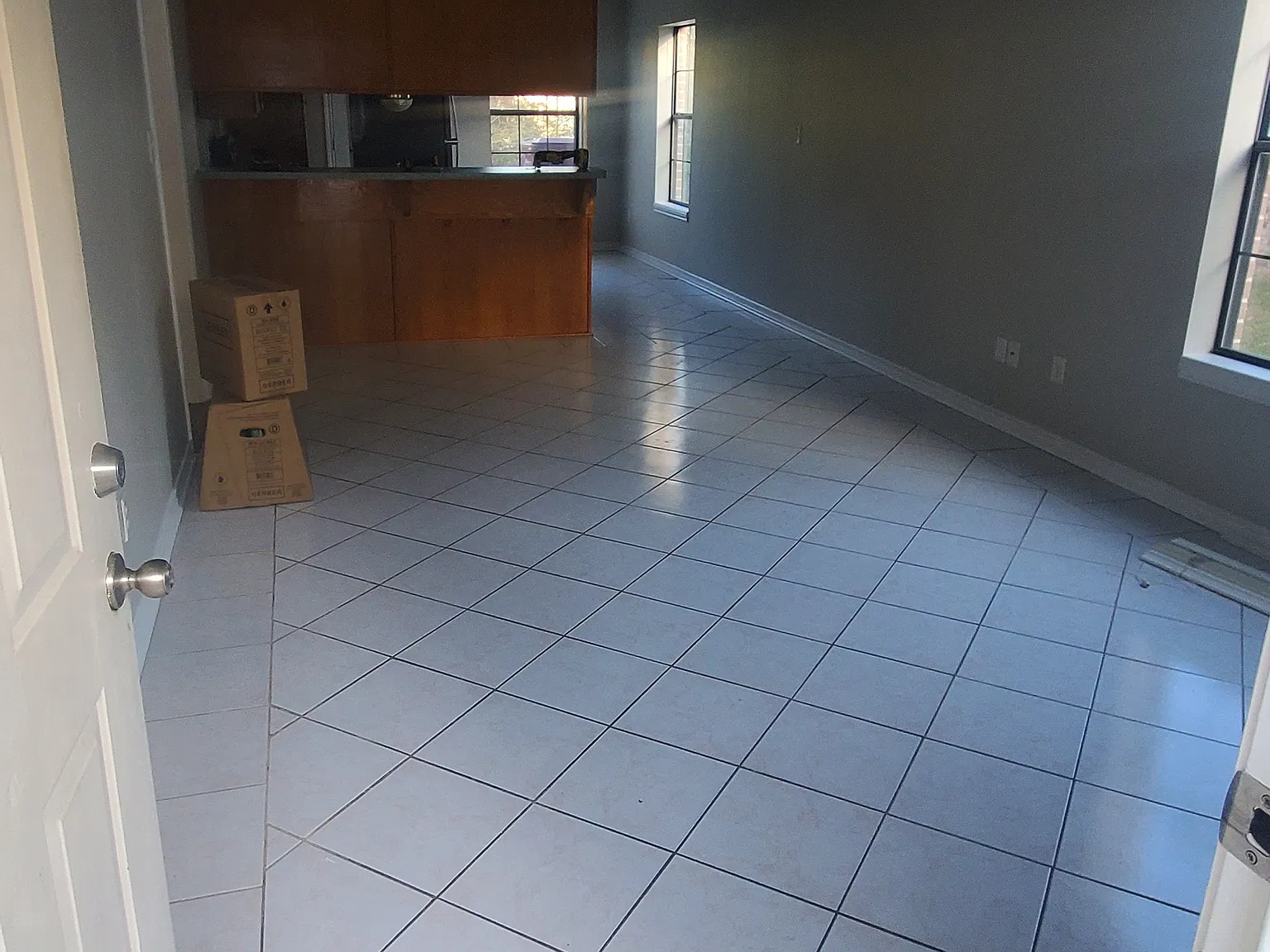 3 bed, 2.5 bath, 1600 sqft, $1,600 — Photo 4