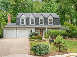 6285 Gentle Ln, Alexandria, VA 22310