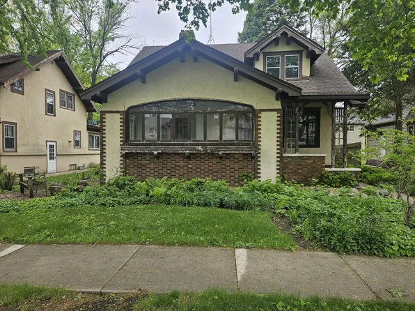 416 Hassan St SE, Hutchinson, MN 55350