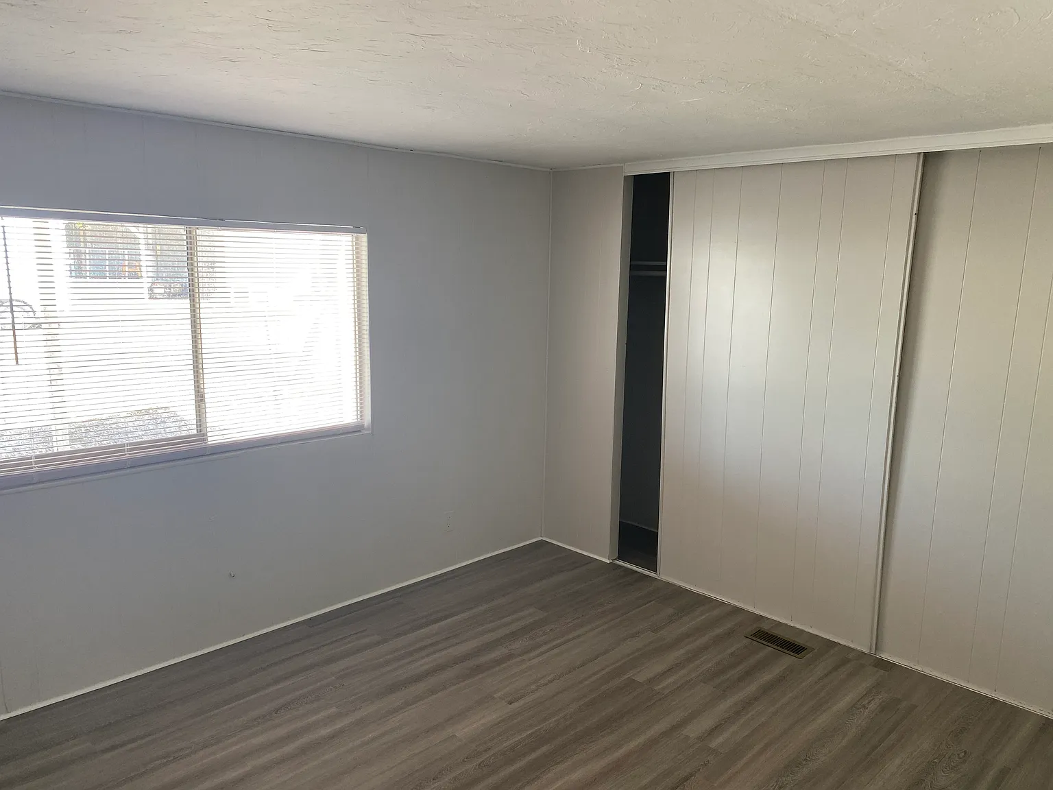 2 bed, 960 sqft, $975 — Photo 4