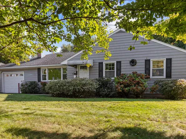 25 Hillsview Avenue, Wallingford, CT 06492