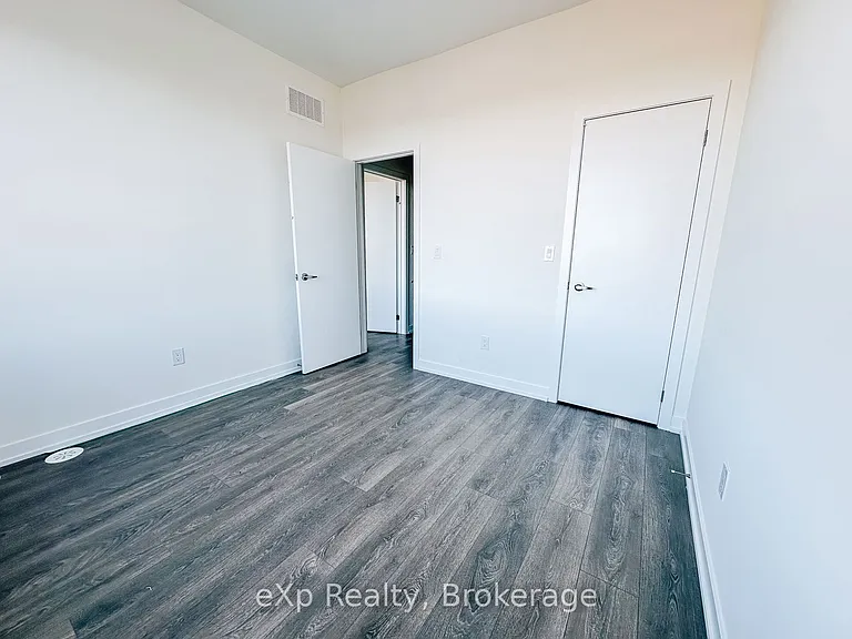160 Densmore Rd #1903 — Photo 14