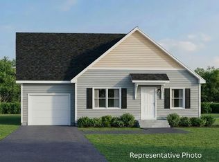 27 Woodland Way #31/4, Plymouth, NH 03264