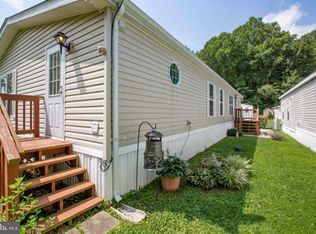 241 Edward Ln, Lothian, MD 20711
