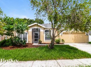 10451 Ashley Oaks Dr, Riverview, FL 33578