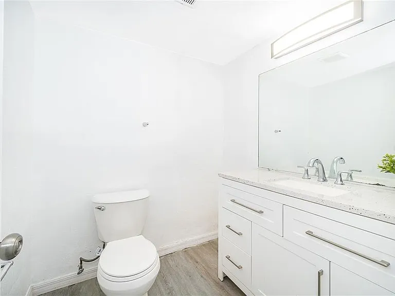 2031 Ludlow Ln #3303 — Photo 12
