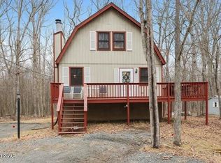 109 Buckskin Ct, Lackawaxen, PA 18435