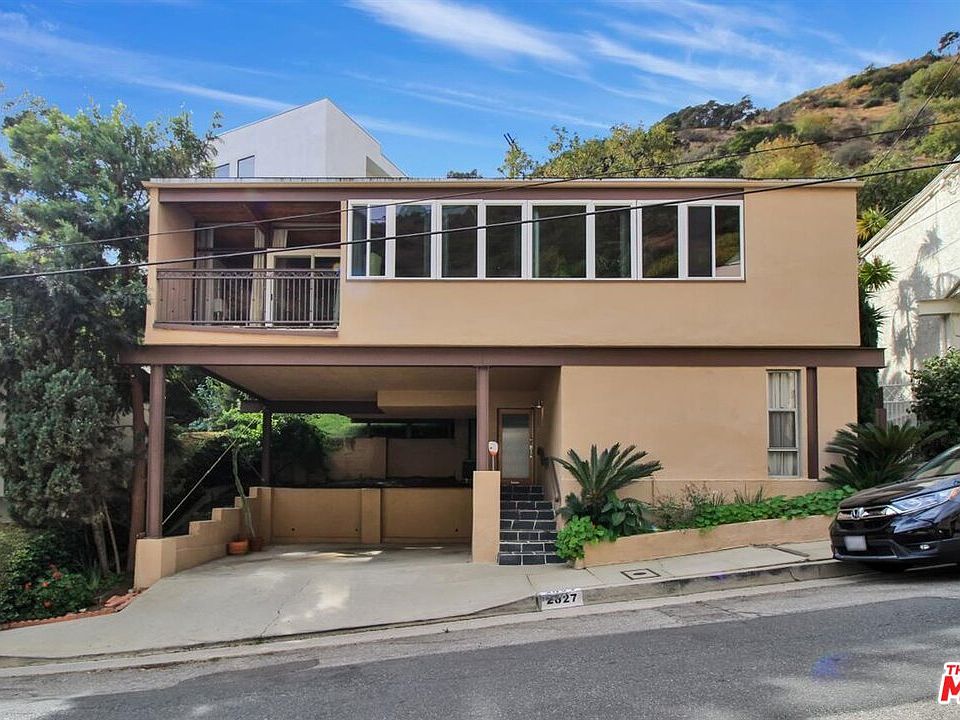 1st image of 2027 N Curson Ave