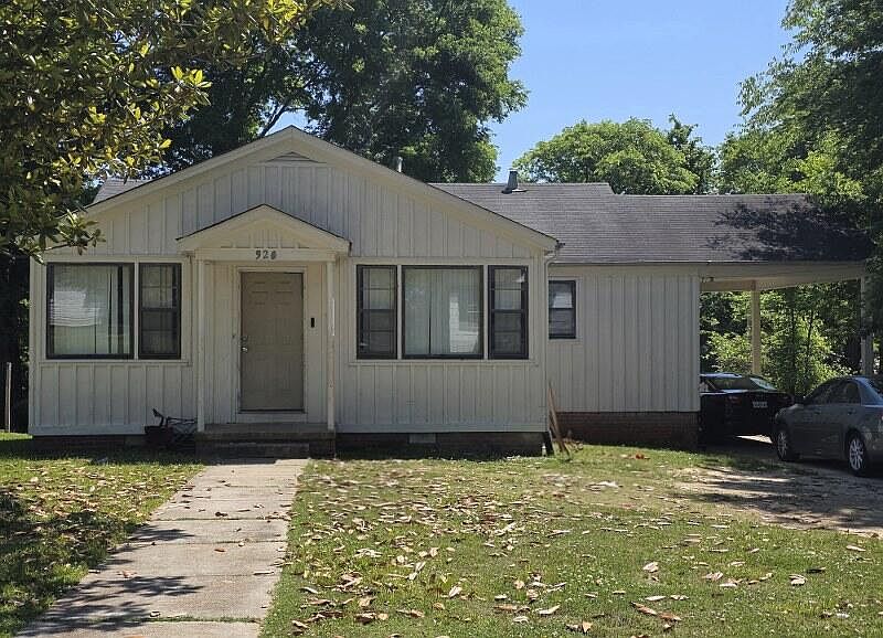 1st image of 920 Chickasaw Trl