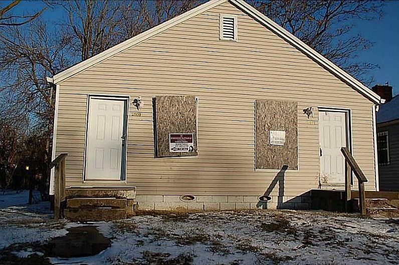 1st image of 2507 N Dearborn St