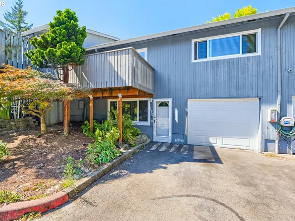 170 NE Kane Dr, Gresham, OR 97030