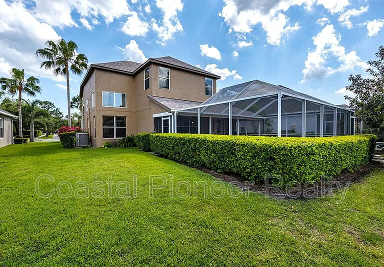9524 Greenpointe Dr — Photo 46
