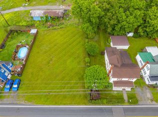 607 Main St, Narrows, VA 24124