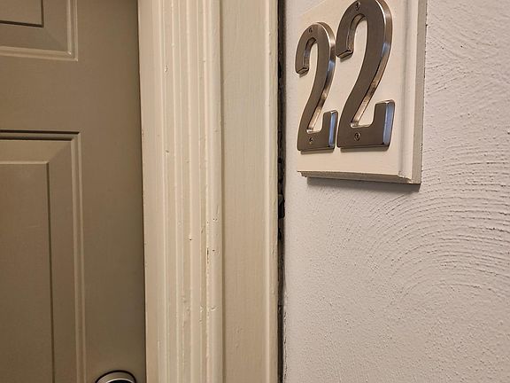3rd image of 5518 Waterman Blvd APT 22
