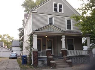 1117 W Edwards St, Springfield, IL 62704