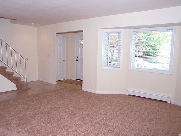 3rd image of 126 Montgomery Ave