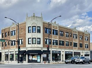 2402 W Bryn Mawr Ave #502, Chicago, IL 60659
