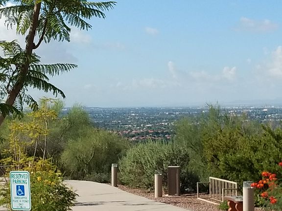 4th image of 4252 N Sunset Cliff Dr