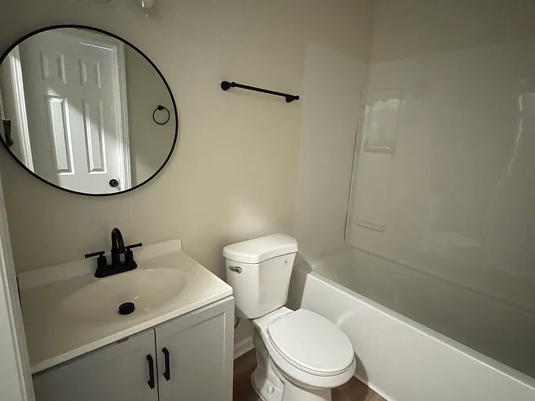 1107 N Oak St #1107 — Photo 35