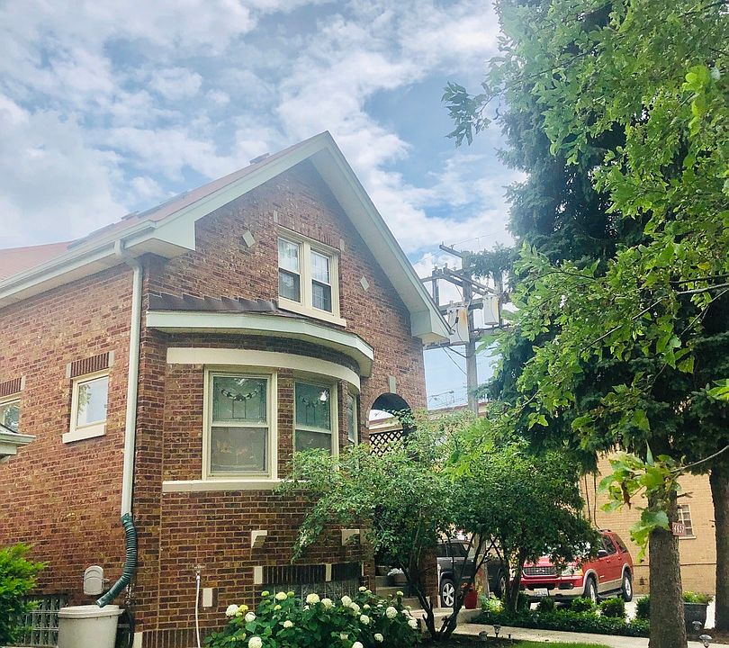 1st image of 4637 Dubois Blvd #2