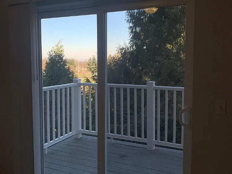 215 23rd Ave SW — Photo 21