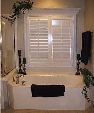 Master bath with jetted tub and seperate shower