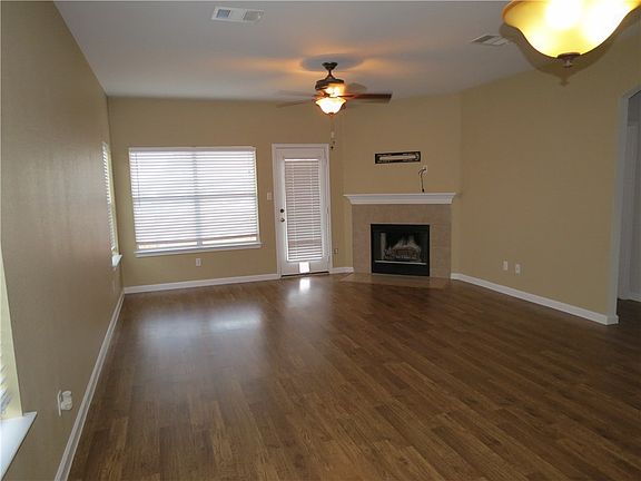 3rd image of 9313 Brandts Wood St