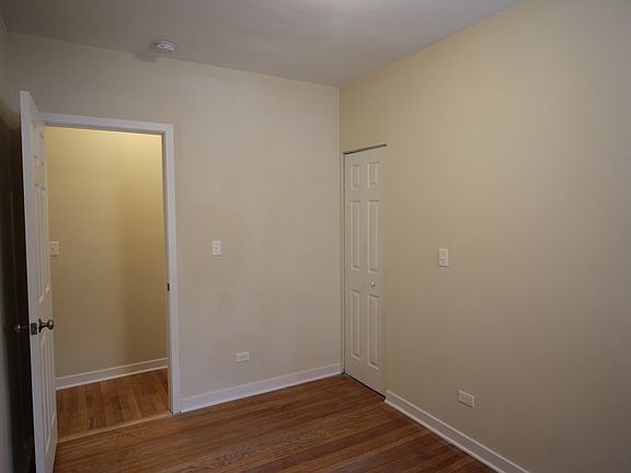 4th image of 834-836 Sherman Ave