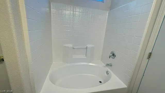 2404 Plaid Cactus Ct — Photo 12