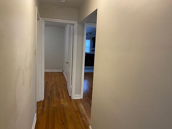 3rd image of 5350 W Congress Pkwy #2