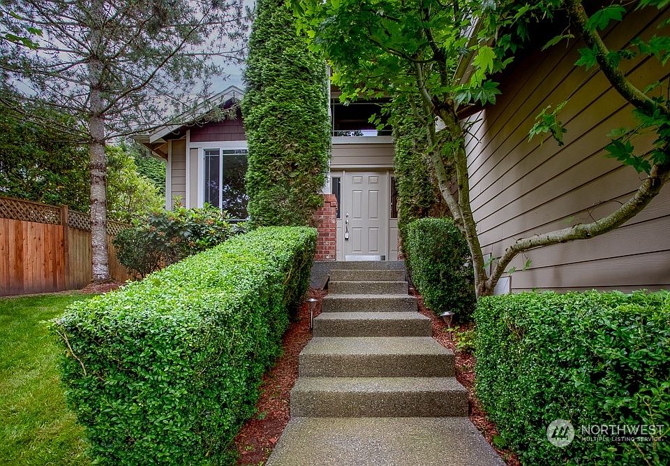 1st image of 15065 NE 185th Street